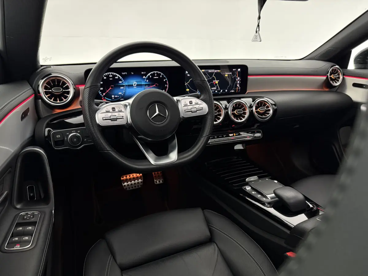 200 AMG | Pano | Camera | Virtual | Sfeer | Cruise | Navi | NAP