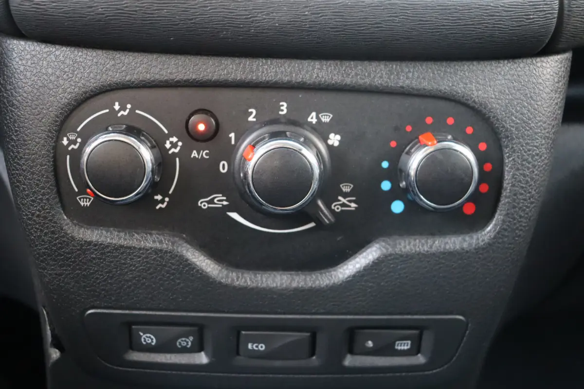 1.2 TCe S&S Stepway, Airco, Cruise, Navi, PDC A, Trekhaak, Prijs Is Rijklaar Inclusief 6 Maanden Garantie