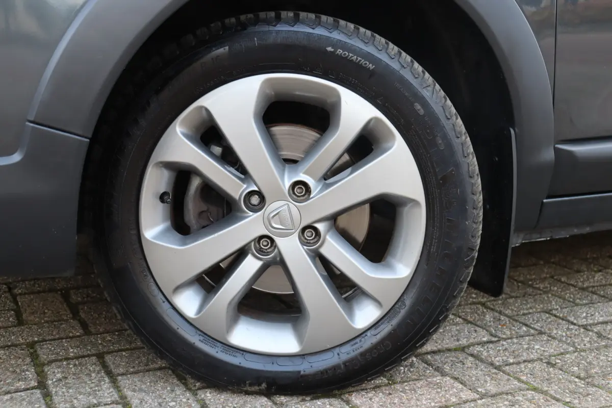 1.2 TCe S&S Stepway, Airco, Cruise, Navi, PDC A, Trekhaak, Prijs Is Rijklaar Inclusief 6 Maanden Garantie