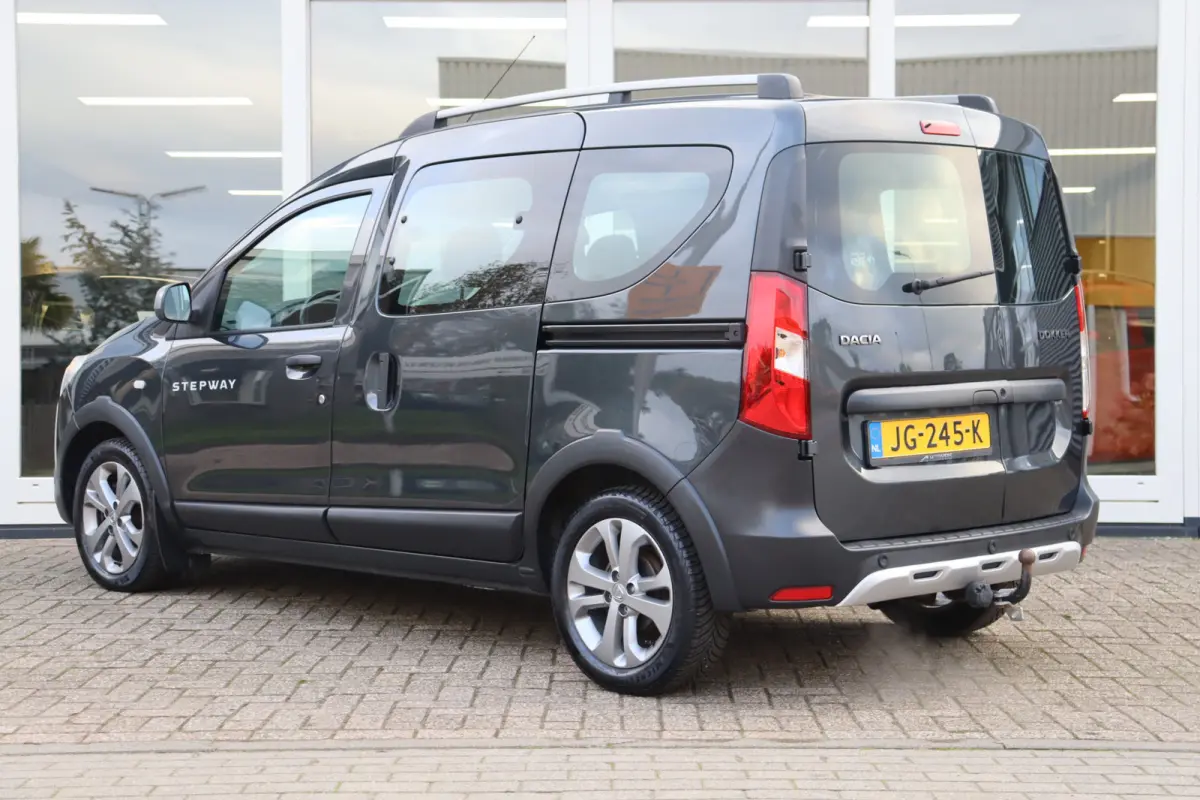 1.2 TCe S&S Stepway, Airco, Cruise, Navi, PDC A, Trekhaak, Prijs Is Rijklaar Inclusief 6 Maanden Garantie