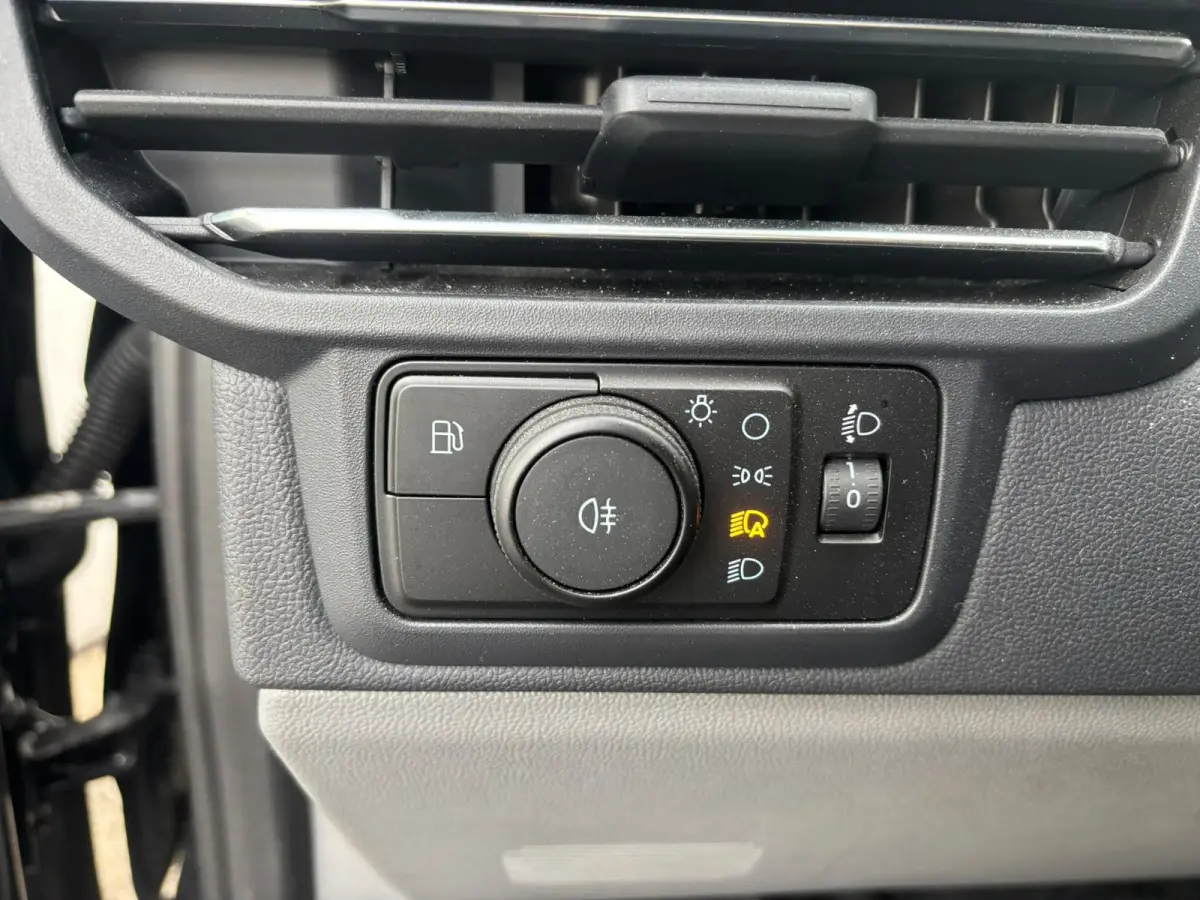 320 2.5 PHEV L2H1 Limited DC