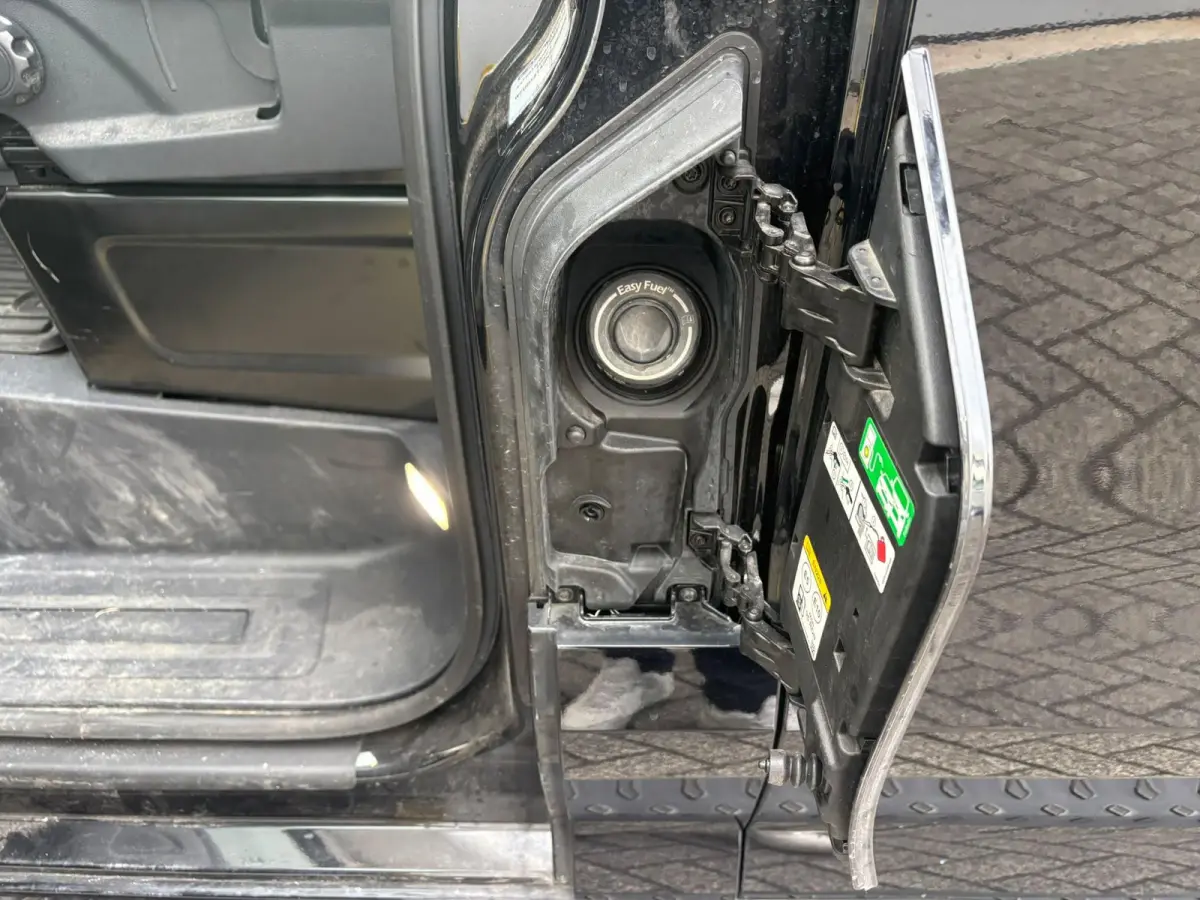 320 2.5 PHEV L2H1 Limited DC