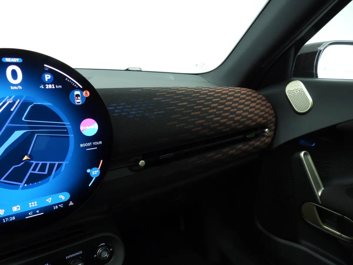 E John Cooper Works Trim + Pakket L