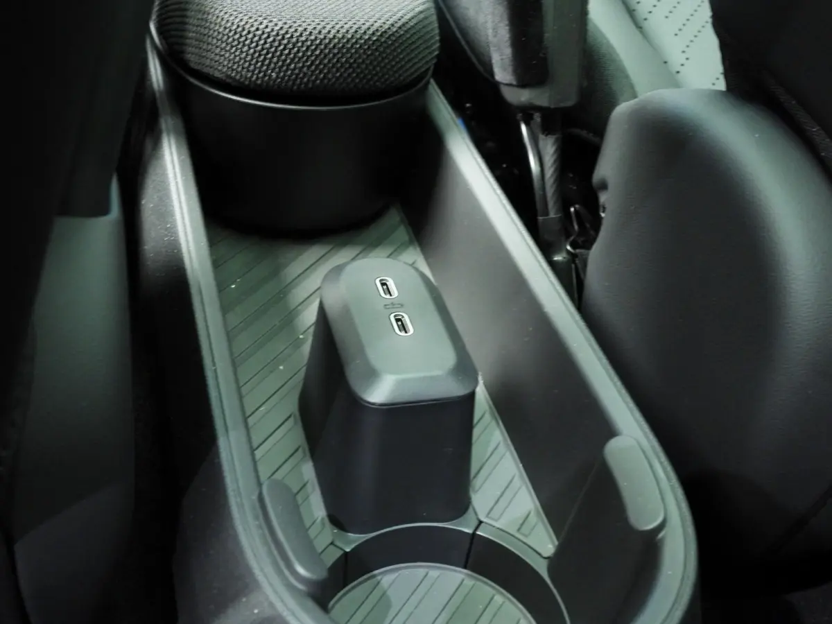 E John Cooper Works Trim + Pakket L