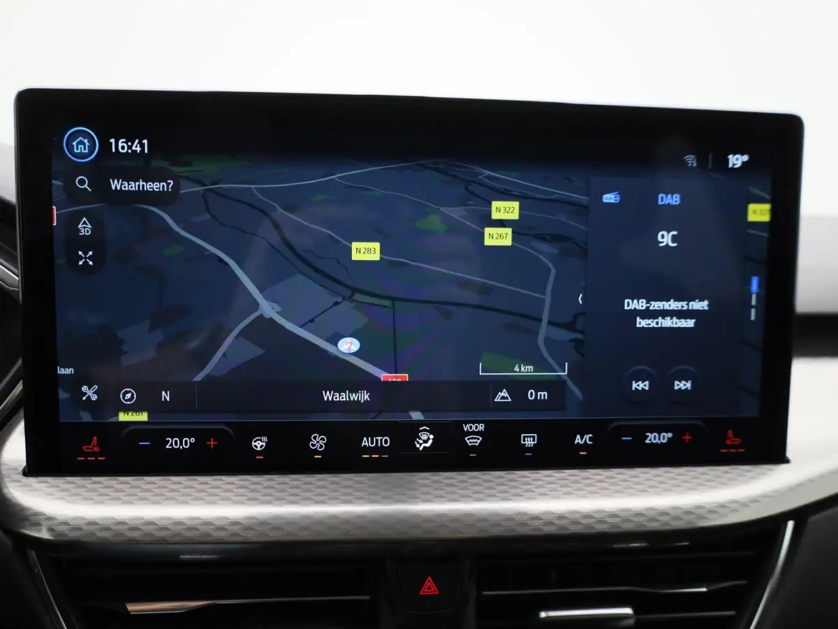 2.5 PHEV Titanium | Apple Carplay/Android Auto | Winter Pakket | Adaptieve Cruise Control | Climate Control | Led Verlichting |