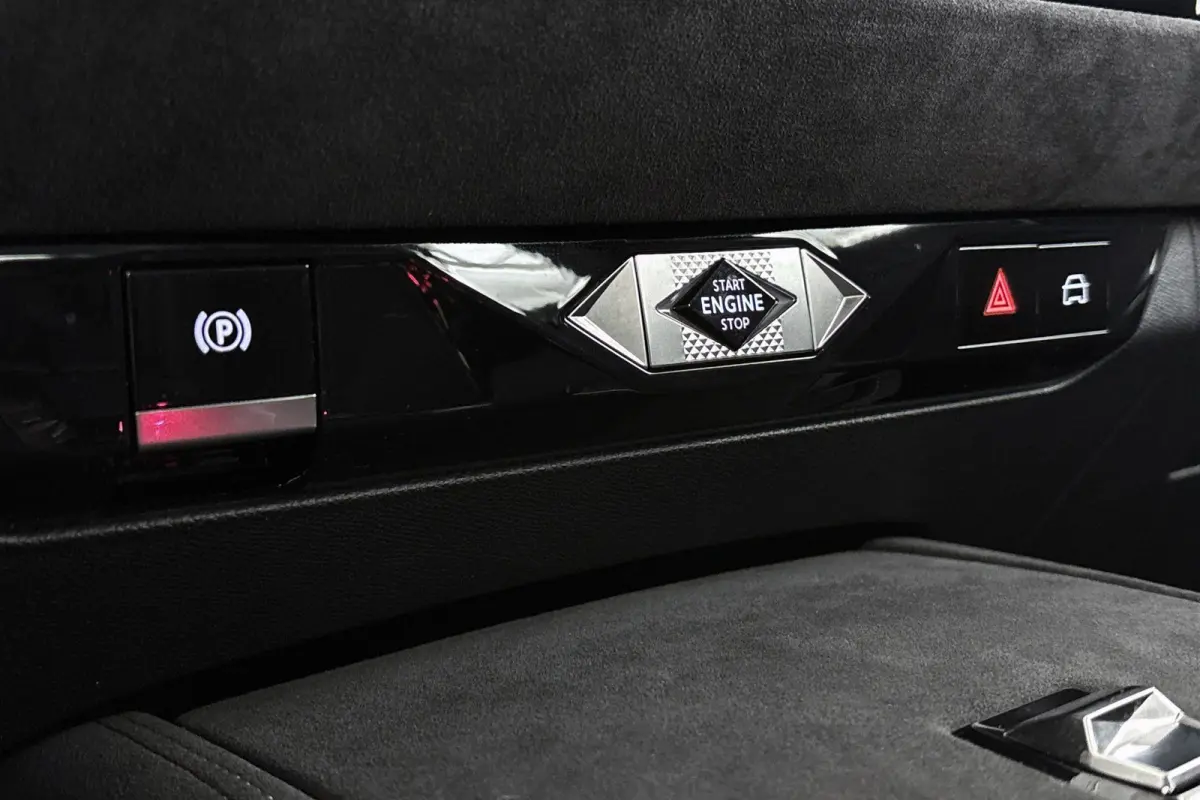 1.2 PureTech Performance Line Trekhaak Camera Apple CarPlay