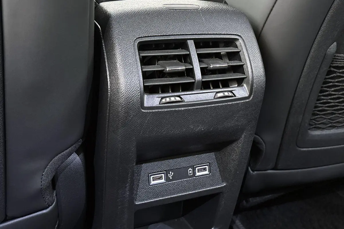 1.2 PureTech Performance Line Trekhaak Camera Apple CarPlay