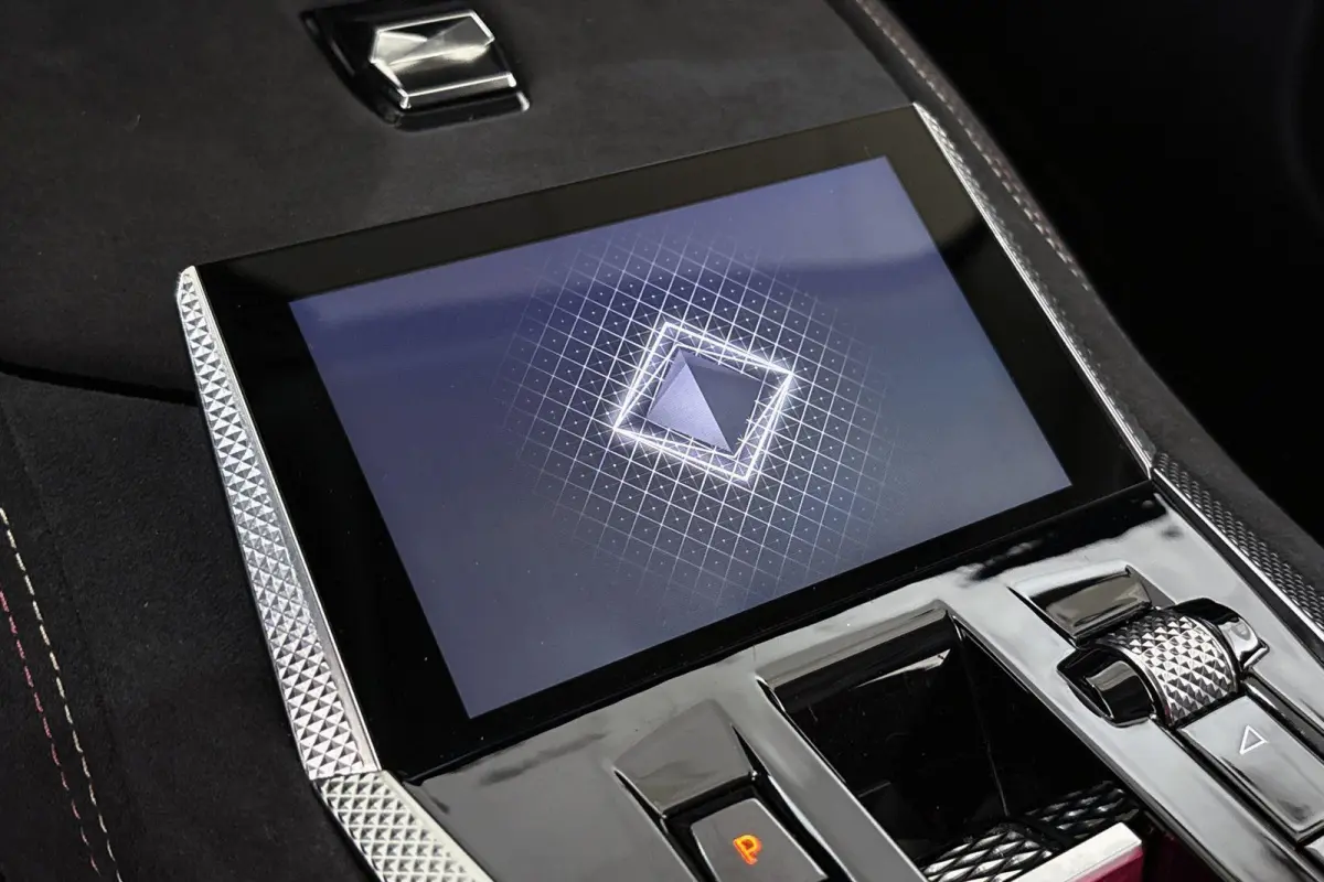 1.2 PureTech Performance Line Trekhaak Camera Apple CarPlay