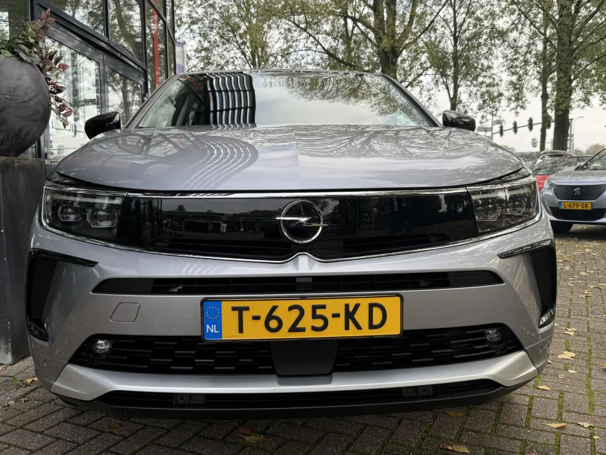 1.2 Turbo 130PK Level 3 AUTOMAAT | Navigatie | Trekhaak | Cruise Control | Climate Control | Licht metalen velgen