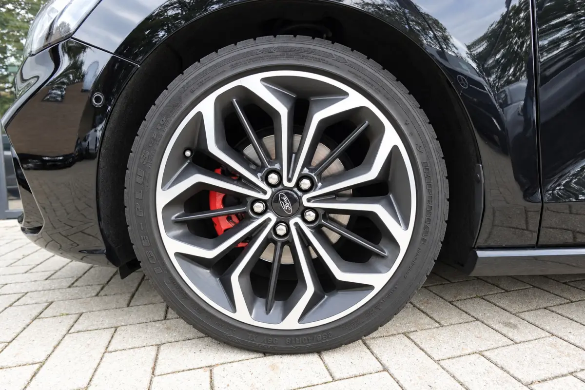 1.5 EcoBoost ST-Line X PANO B&O HUB VOL
