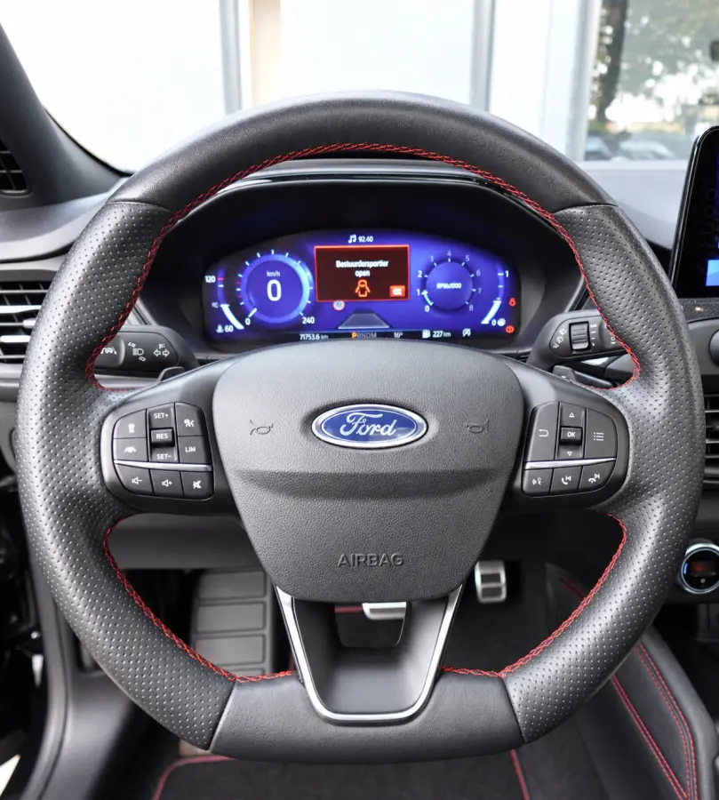 1.5 EcoBoost ST-Line X PANO B&O HUB VOL