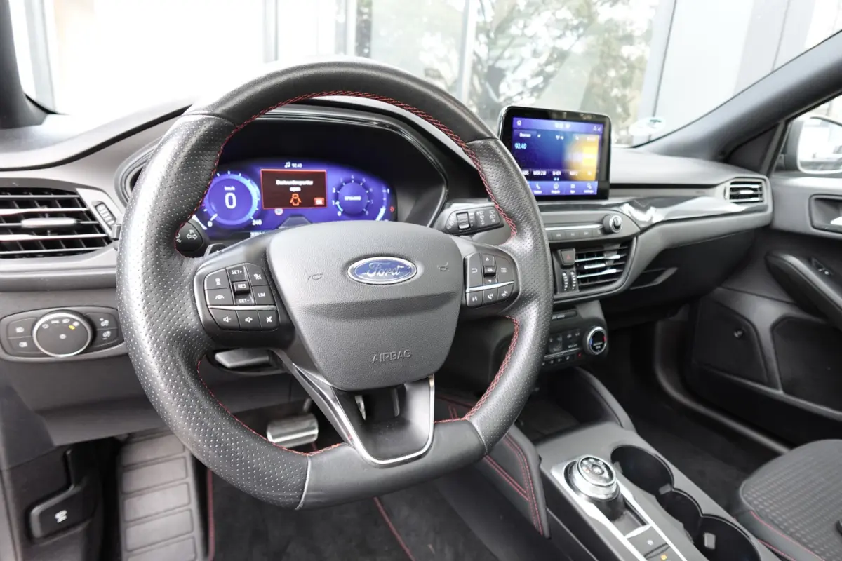 1.5 EcoBoost ST-Line X PANO B&O HUB VOL