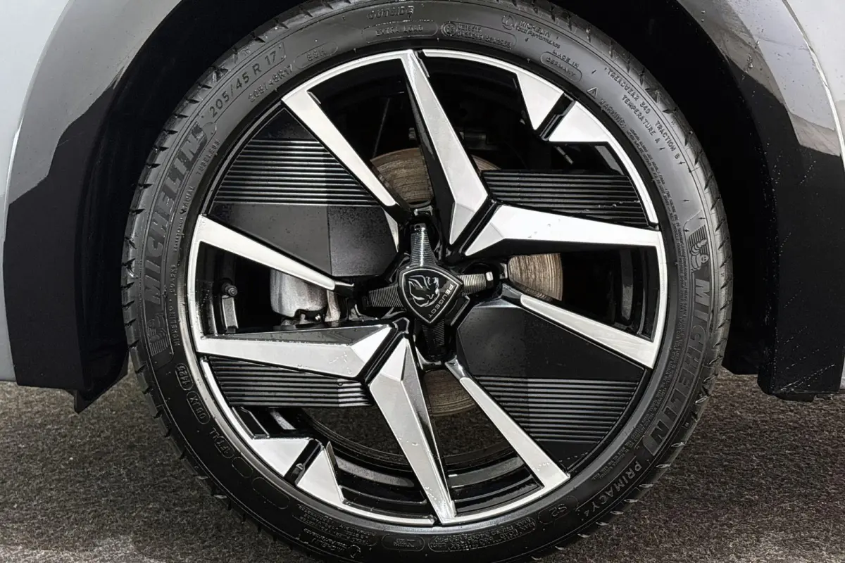 1.2 Hybrid 145 e-DCS6 GT Keyless Camera Adaptive Cruise Dodehoek