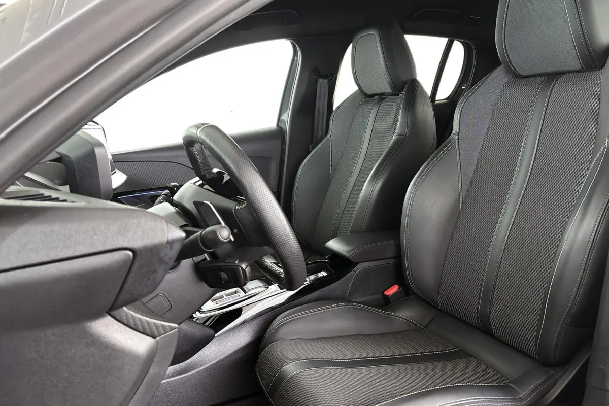 1.2 Hybrid 145 e-DCS6 GT Keyless Camera Adaptive Cruise Dodehoek