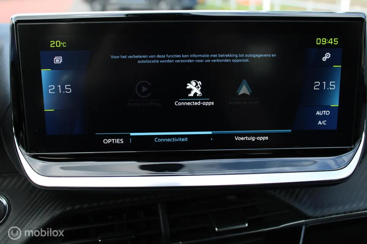 EV Active Pack 50 kWh, Wit parelmoer, Donker glas, Navi, App connect, Cruise, Pdc + camera