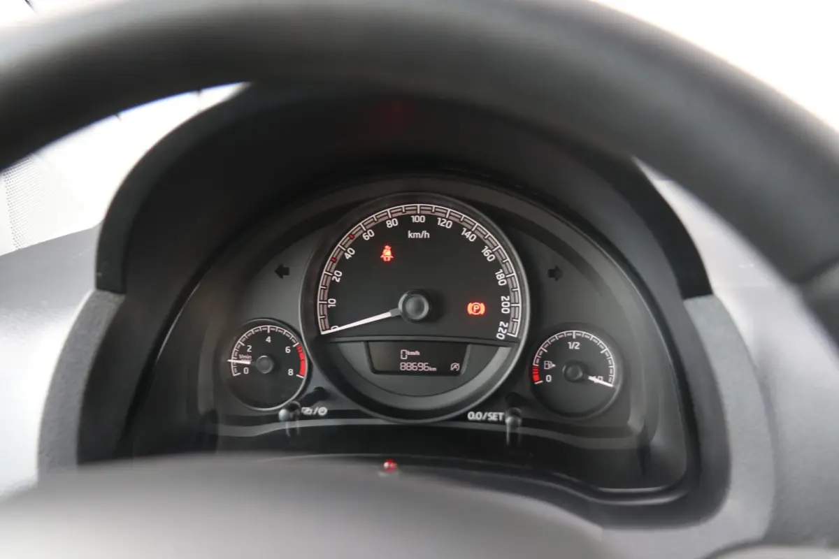 1.0 60pk Ambition | Airco | Cruise Control | Getint glas