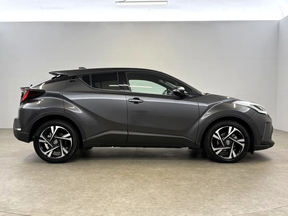 2.0 Hybrid Style | Camera | Carplay | Cruise | LED | Parkeersens. | NAP