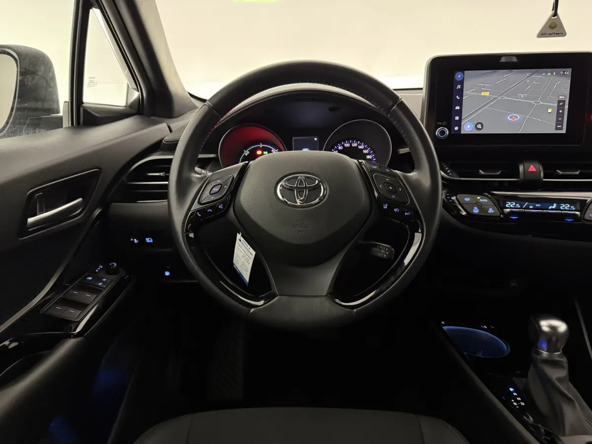 2.0 Hybrid Style | Camera | Carplay | Cruise | LED | Parkeersens. | NAP