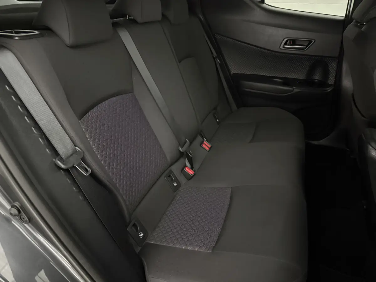 2.0 Hybrid Style | Camera | Carplay | Cruise | LED | Parkeersens. | NAP