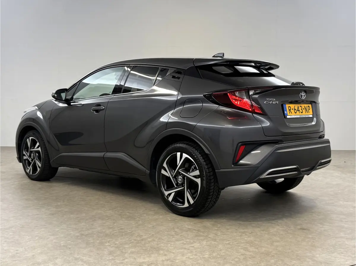 2.0 Hybrid Style | Camera | Carplay | Cruise | LED | Parkeersens. | NAP