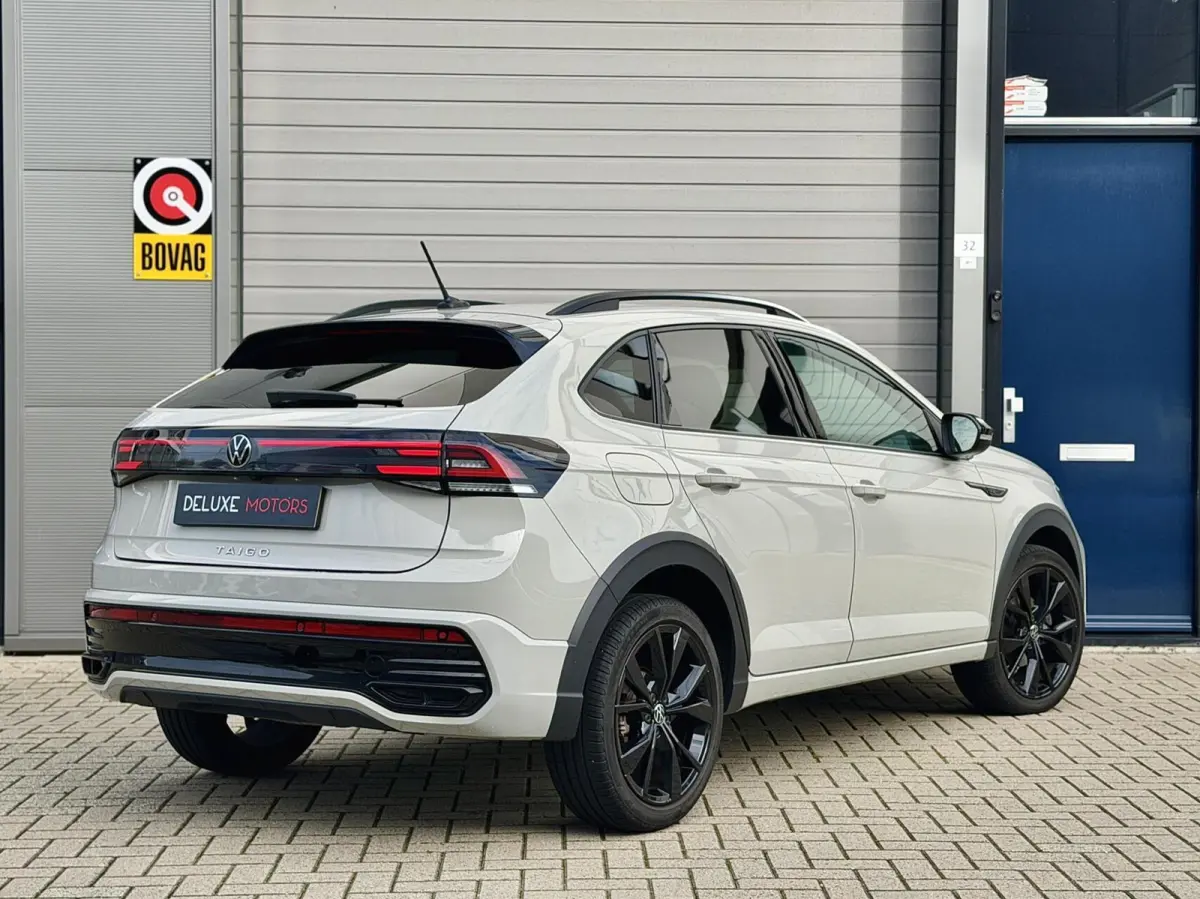 1.0 TSI R-Line Blackstyle|IQ|Beats|Camera|