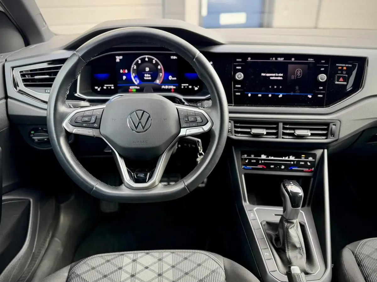 1.0 TSI R-Line Blackstyle|IQ|Beats|Camera|