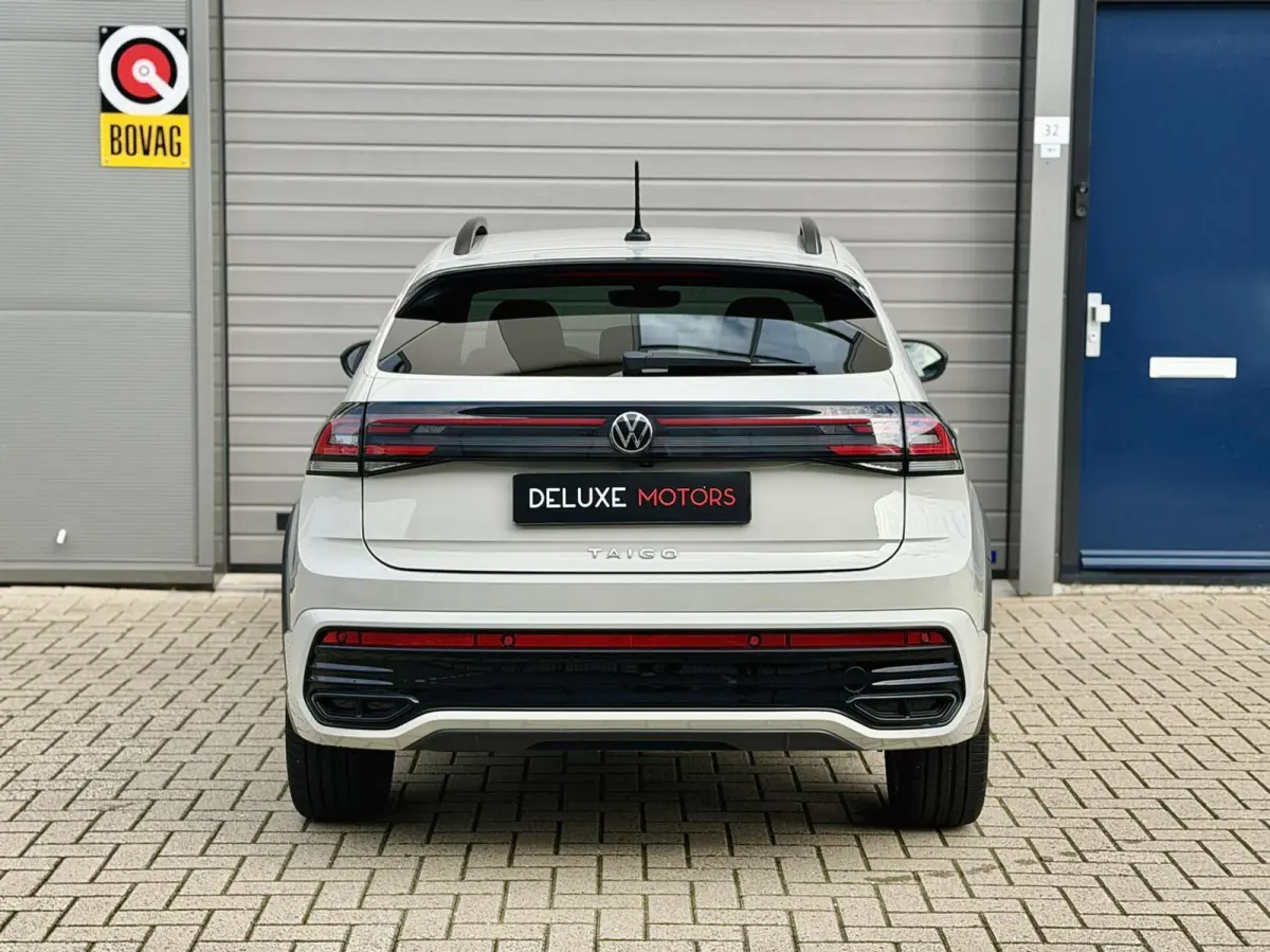 1.0 TSI R-Line Blackstyle|IQ|Beats|Camera|