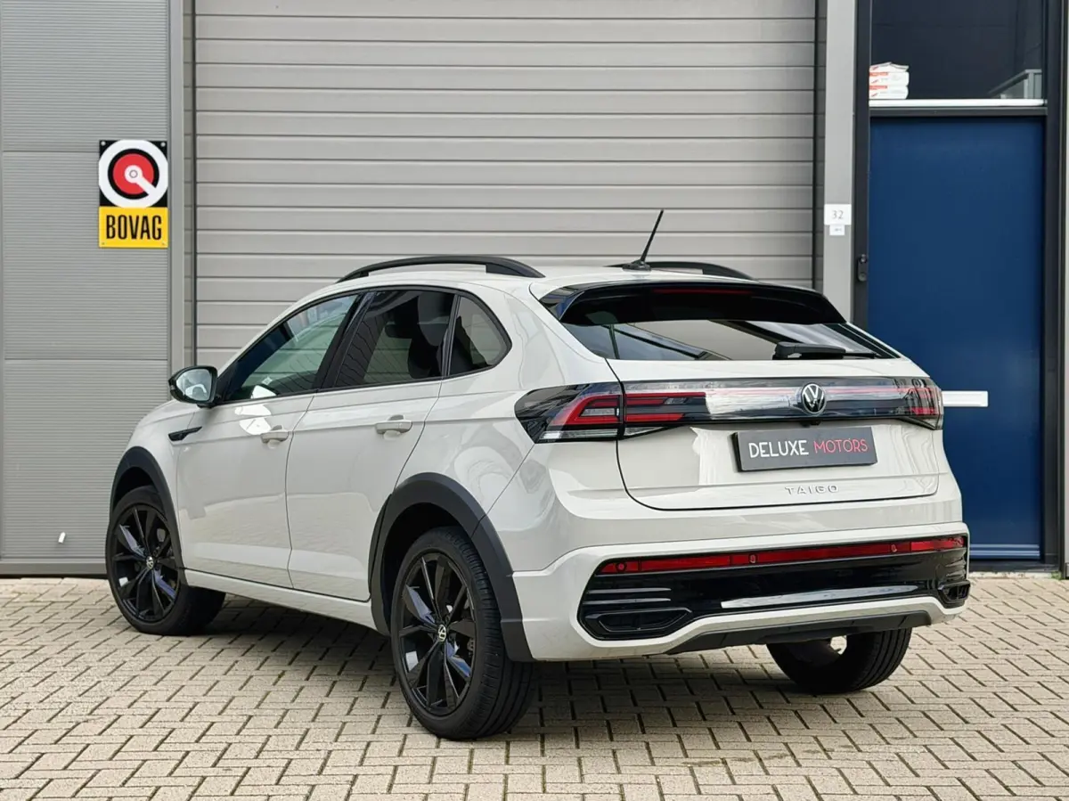 1.0 TSI R-Line Blackstyle|IQ|Beats|Camera|