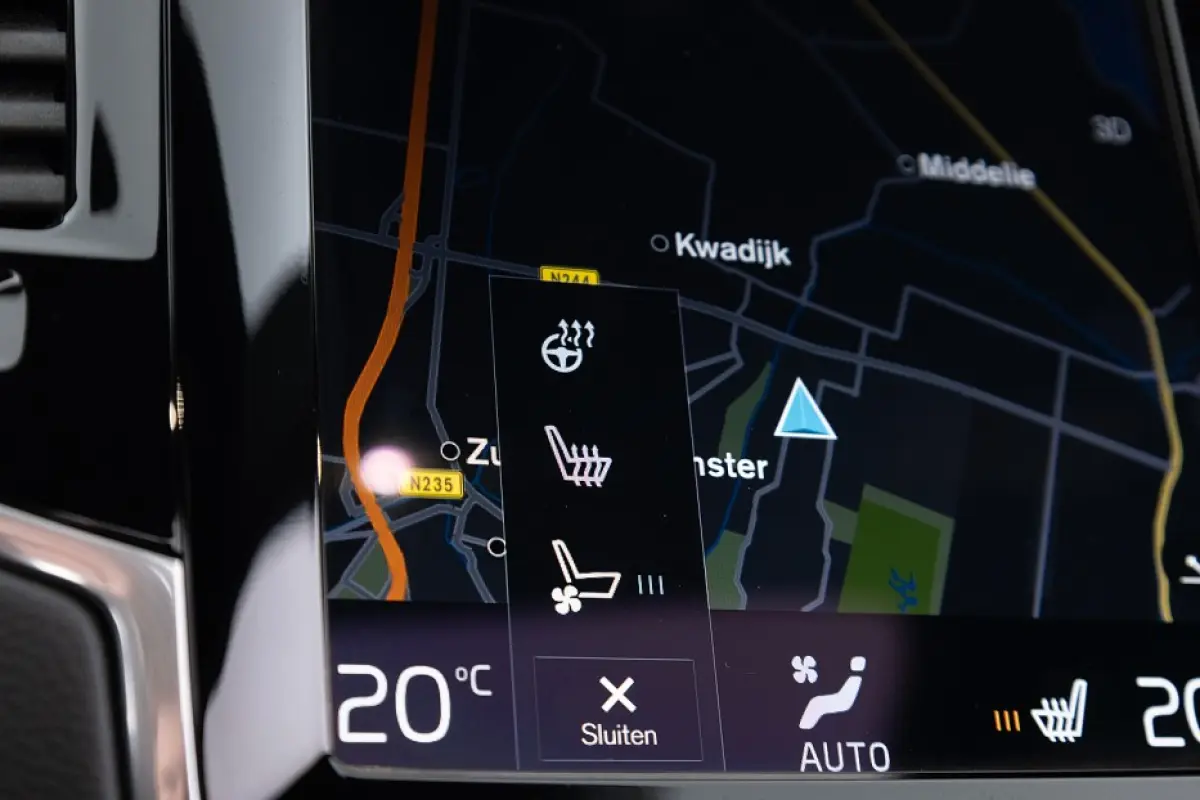 T8 AWD Recharge Inscription | LUCHTVERING | LEDER | PHEV | PANORAMA !