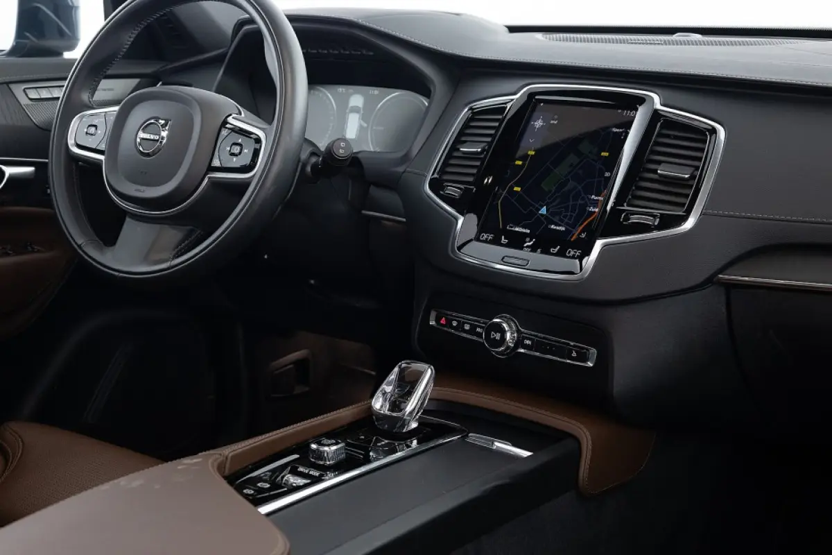 T8 AWD Recharge Inscription | LUCHTVERING | LEDER | PHEV | PANORAMA !