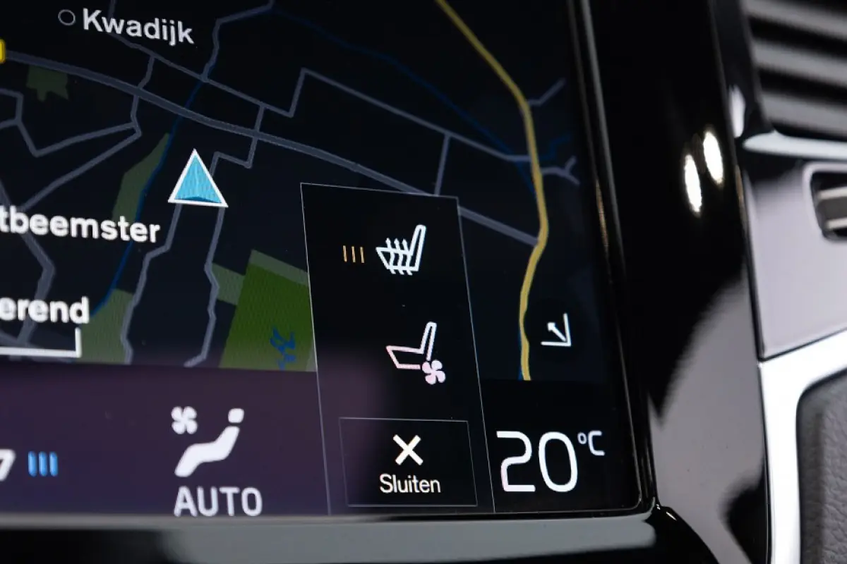T8 AWD Recharge Inscription | LUCHTVERING | LEDER | PHEV | PANORAMA !