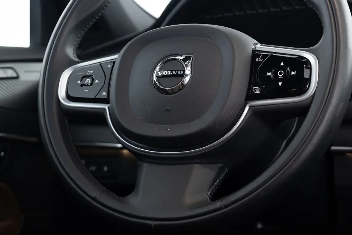 T8 AWD Recharge Inscription | LUCHTVERING | LEDER | PHEV | PANORAMA !
