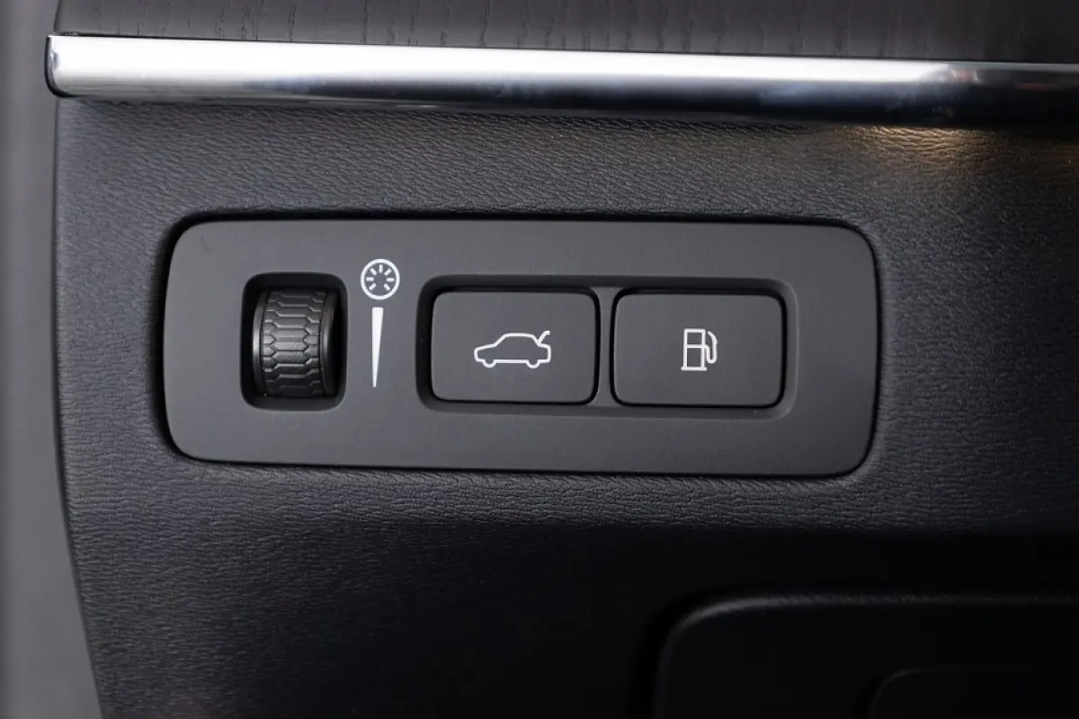T8 AWD Recharge Inscription | LUCHTVERING | LEDER | PHEV | PANORAMA !