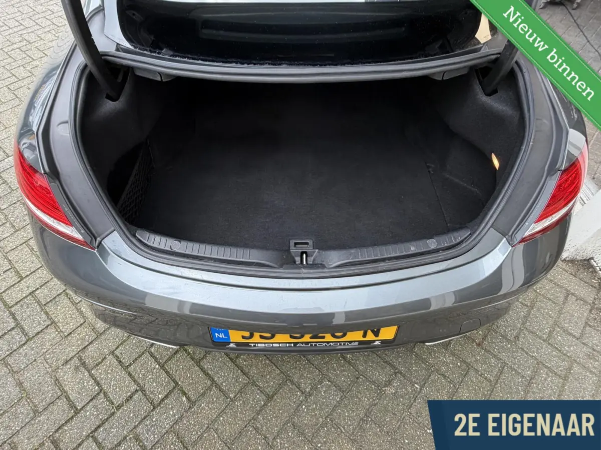 180 AMG Panorama Leder dash automaat