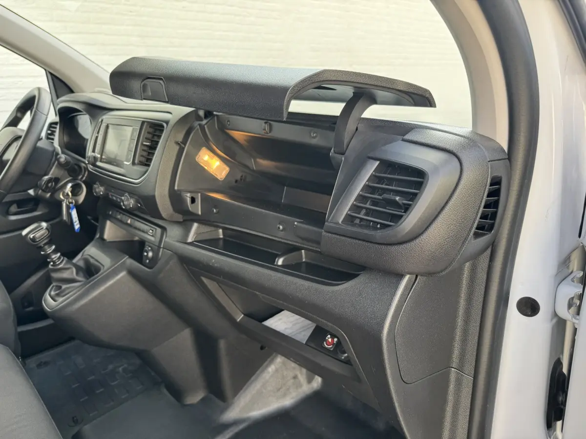 2.0 BlueHDI 145 L3 Camera Navigatie Carplay Cruise Airco Allseason banden