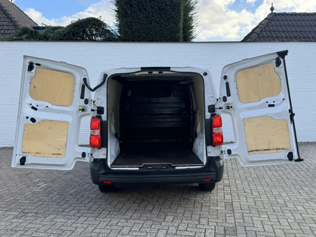 2.0 BlueHDI 145 L3 Camera Navigatie Carplay Cruise Airco Allseason banden