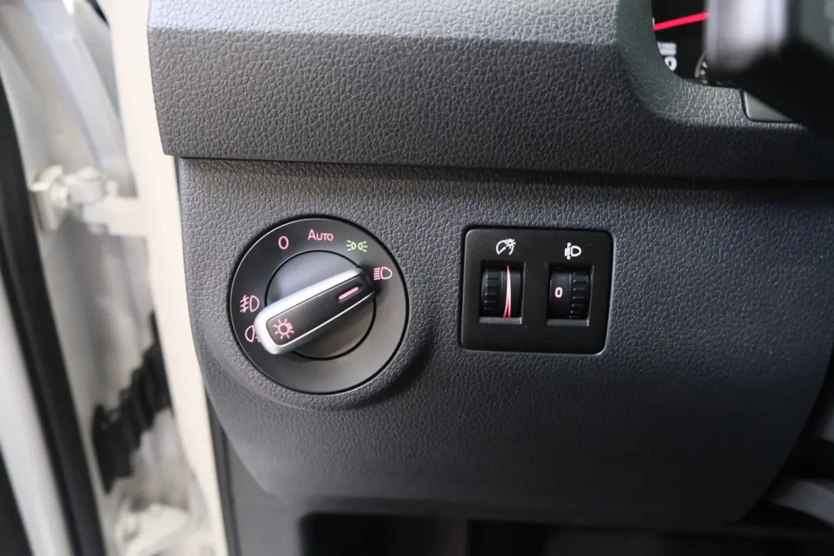 Maxi 1.4 TSI Highline 7p Automaat - Airco, Cruise, Navi, PDC, Carplay, Trekhaak.