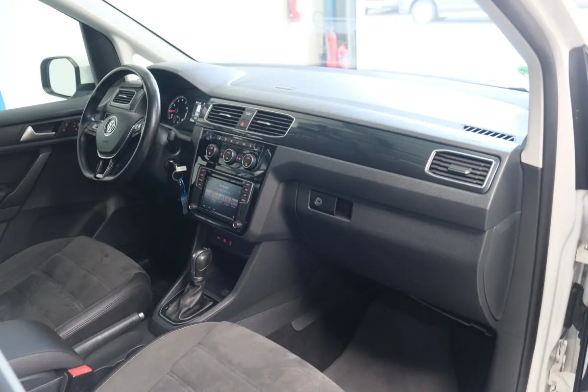 Maxi 1.4 TSI Highline 7p Automaat - Airco, Cruise, Navi, PDC, Carplay, Trekhaak.