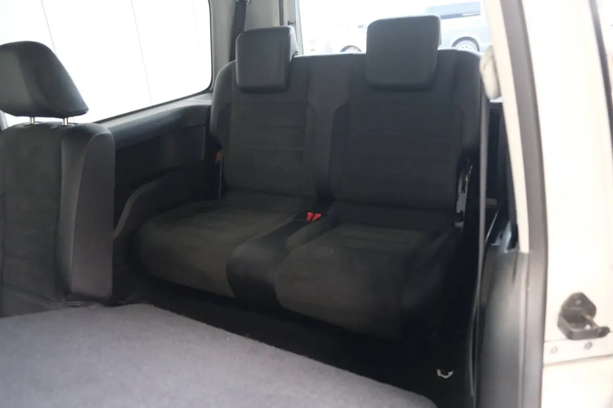 Maxi 1.4 TSI Highline 7p Automaat - Airco, Cruise, Navi, PDC, Carplay, Trekhaak.