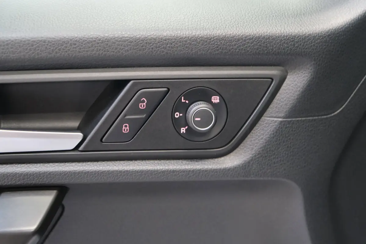Maxi 1.4 TSI Highline 7p Automaat - Airco, Cruise, Navi, PDC, Carplay, Trekhaak.