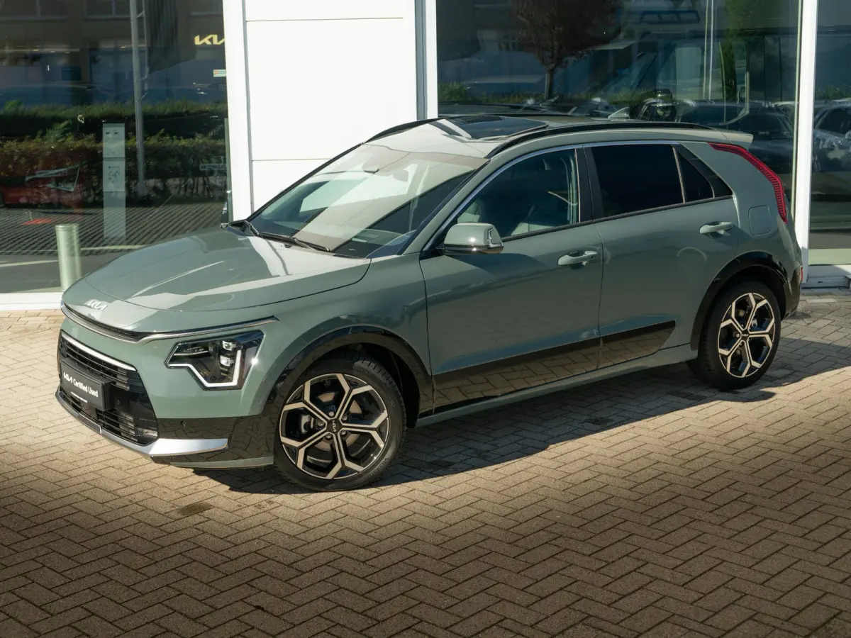 1.6 GDi Hybrid ExecutiveLine | IN NIEUWSTAAT| Stoel ventilatie | Schuifkanteldak | Harman en kardon | HUD | Stoelen en achterklep elektrisch