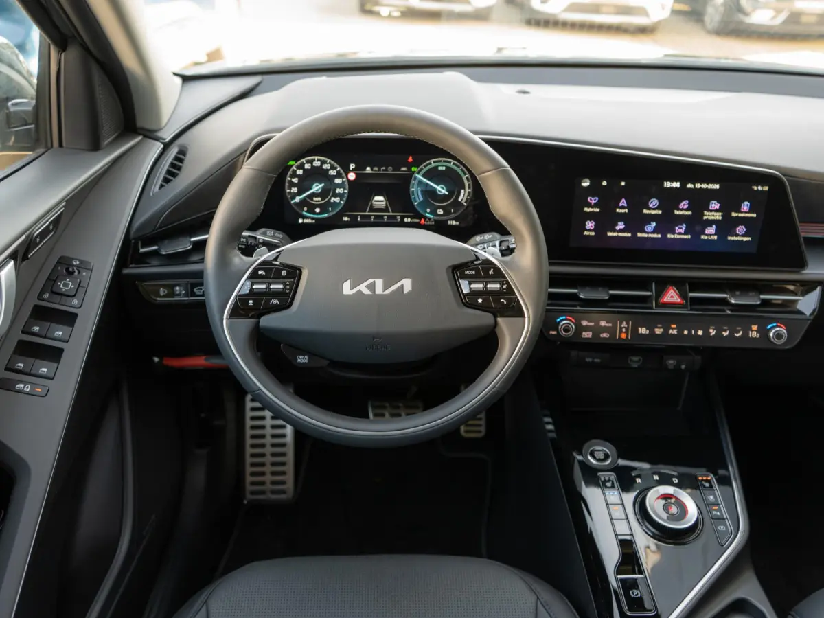 1.6 GDi Hybrid ExecutiveLine | IN NIEUWSTAAT| Stoel ventilatie | Schuifkanteldak | Harman en kardon | HUD | Stoelen en achterklep elektrisch