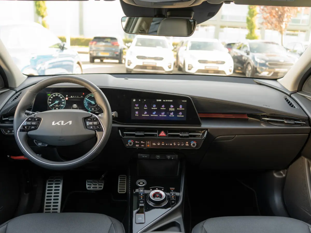 1.6 GDi Hybrid ExecutiveLine | IN NIEUWSTAAT| Stoel ventilatie | Schuifkanteldak | Harman en kardon | HUD | Stoelen en achterklep elektrisch