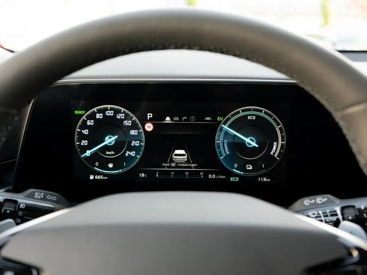 1.6 GDi Hybrid ExecutiveLine | IN NIEUWSTAAT| Stoel ventilatie | Schuifkanteldak | Harman en kardon | HUD | Stoelen en achterklep elektrisch