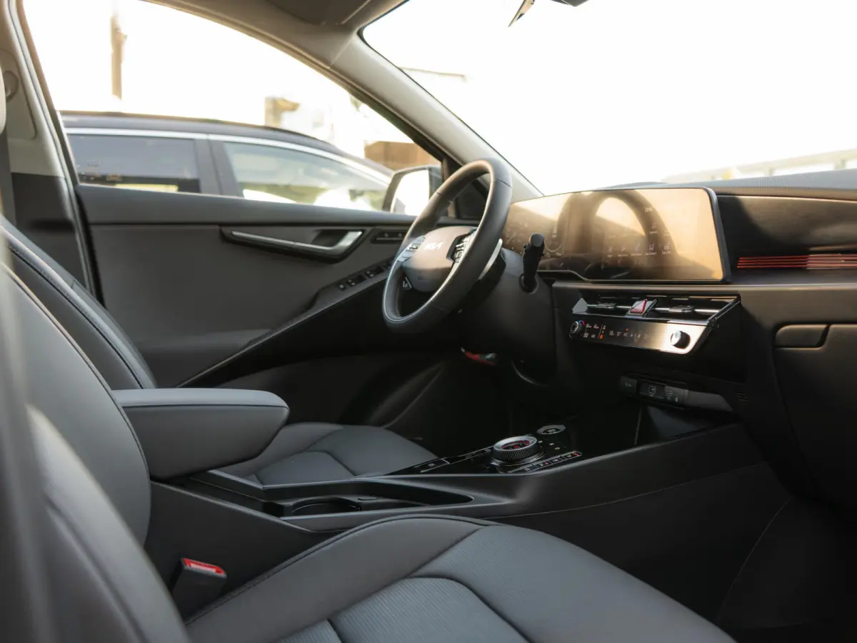 1.6 GDi Hybrid ExecutiveLine | IN NIEUWSTAAT| Stoel ventilatie | Schuifkanteldak | Harman en kardon | HUD | Stoelen en achterklep elektrisch