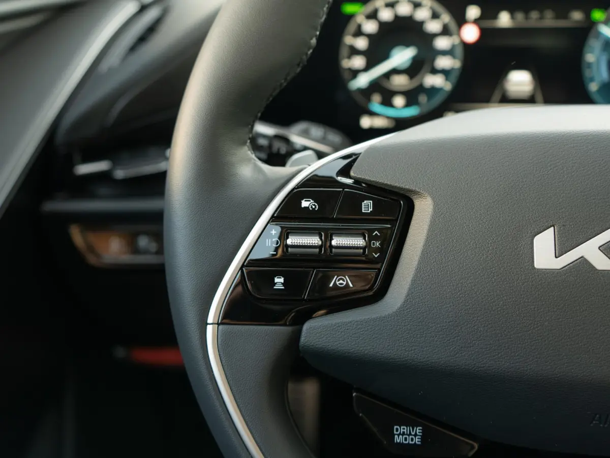 1.6 GDi Hybrid ExecutiveLine | IN NIEUWSTAAT| Stoel ventilatie | Schuifkanteldak | Harman en kardon | HUD | Stoelen en achterklep elektrisch