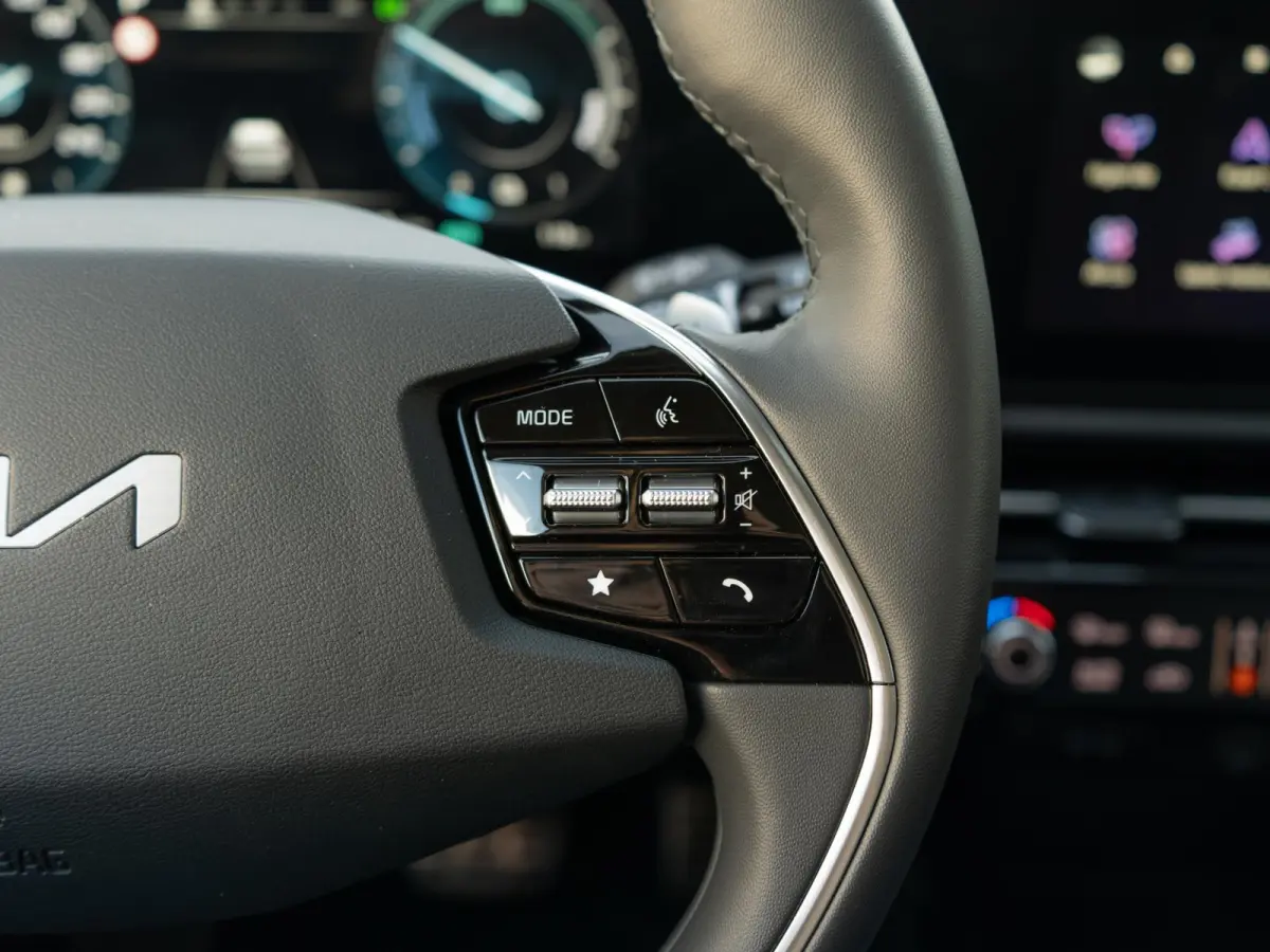 1.6 GDi Hybrid ExecutiveLine | IN NIEUWSTAAT| Stoel ventilatie | Schuifkanteldak | Harman en kardon | HUD | Stoelen en achterklep elektrisch