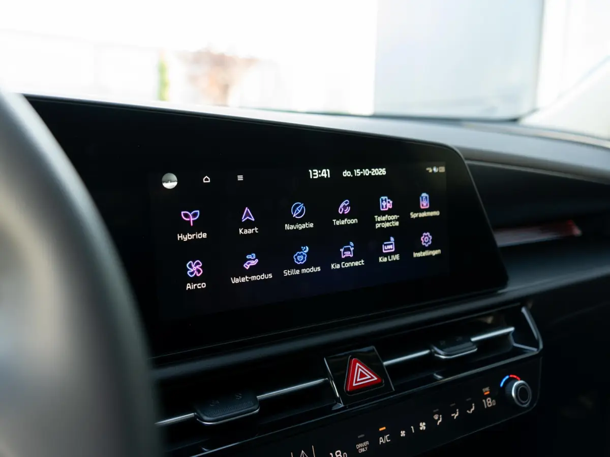 1.6 GDi Hybrid ExecutiveLine | IN NIEUWSTAAT| Stoel ventilatie | Schuifkanteldak | Harman en kardon | HUD | Stoelen en achterklep elektrisch