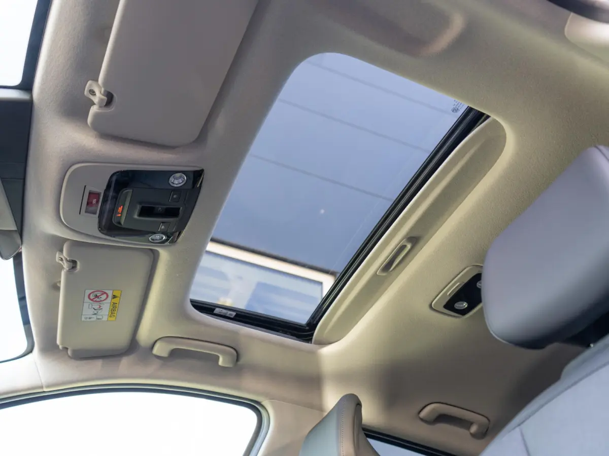 1.6 GDi Hybrid ExecutiveLine | IN NIEUWSTAAT| Stoel ventilatie | Schuifkanteldak | Harman en kardon | HUD | Stoelen en achterklep elektrisch