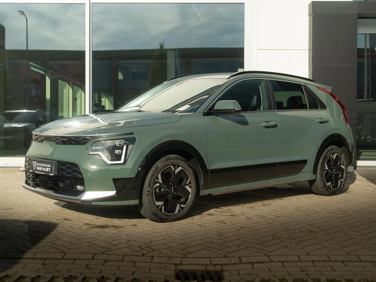 Edition Advanced 64.8 kWh Trekhaak | Navi | Stuur-/stoelverwarming | CarPlay | Achteruitrijcamera |